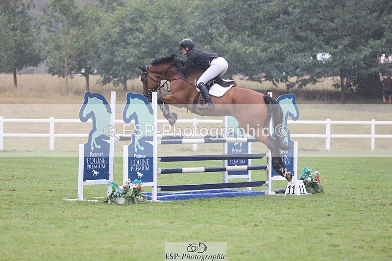 250830A-132220-06654 - Cls 16 Snr Newcomers and 1.10m Open