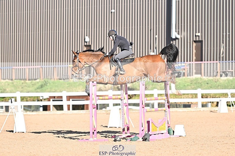 241120X-131745-00503 - Cls 05A&B Snr Fox & 120 Open