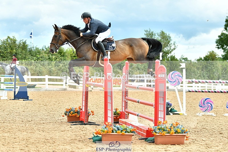 230721A-144804-07101 - Cls 22, 1 Star Gold 1.30m