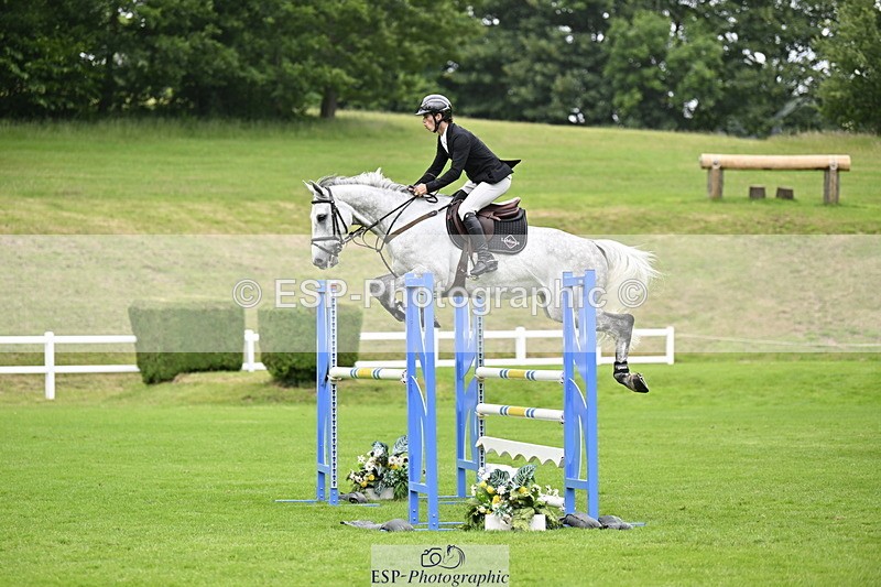 250613A-125200-01954 - Cls 3 Snr Foxhunter