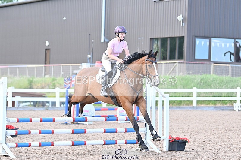 240625A-175046-00685 - Cls 05 & 06  80cm