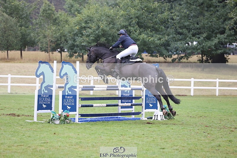 250830A-151526-07263 - Cls 16 Snr Newcomers and 1.10m Open