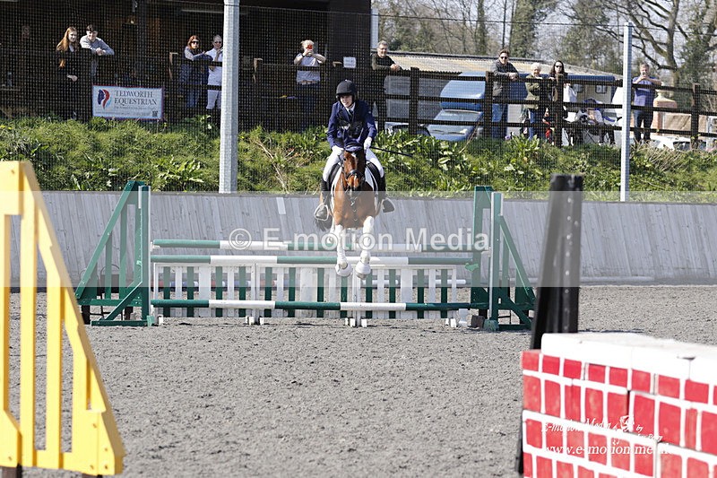 _EST2105 - Bourne Valley Riding Club Winter Showjumping 27/03/22