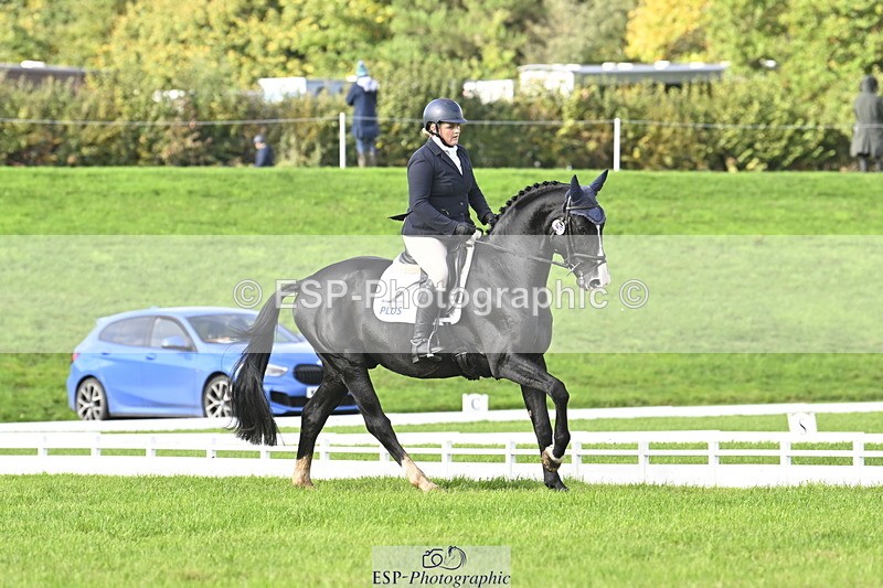 251023A-142111-04354 - E-381-Charlotte.Rowe