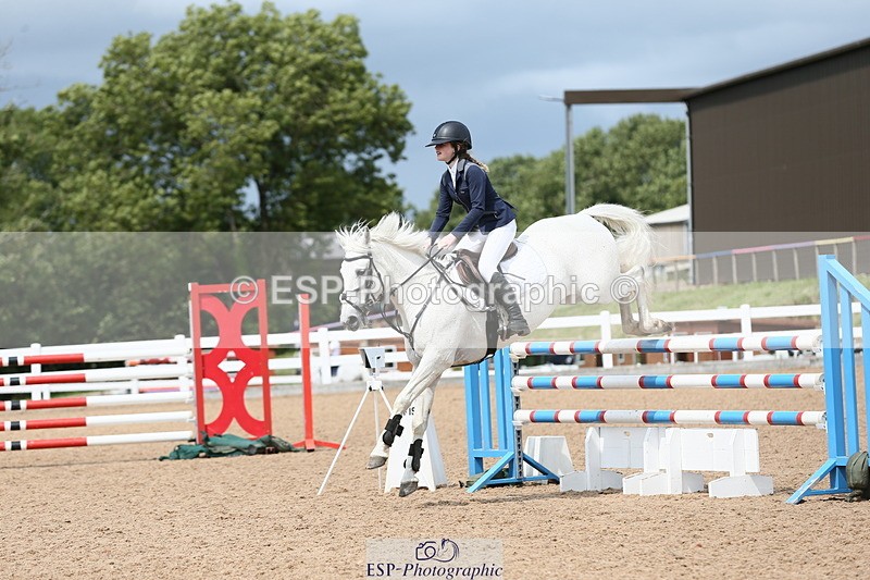 230716A-150556-04189 - Class 25a Pony Fox & 1.10 Open