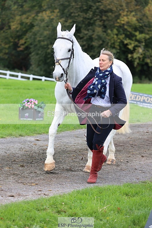 251026A-121850-26020 - H-653-Sharon.Routley