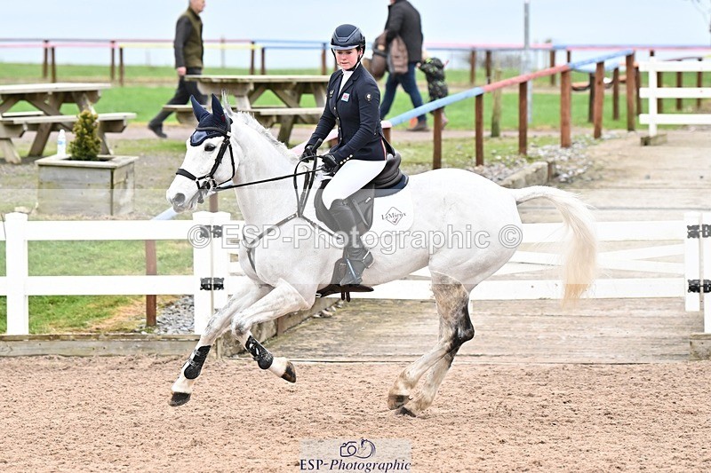 250112-132147-01443 - Cls 20 Newcomers and 1.10m Open