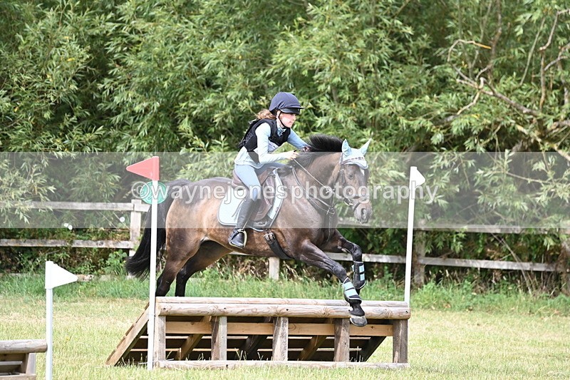 WJ6_6379 - 60cm XC Time 10:17 to 10:49