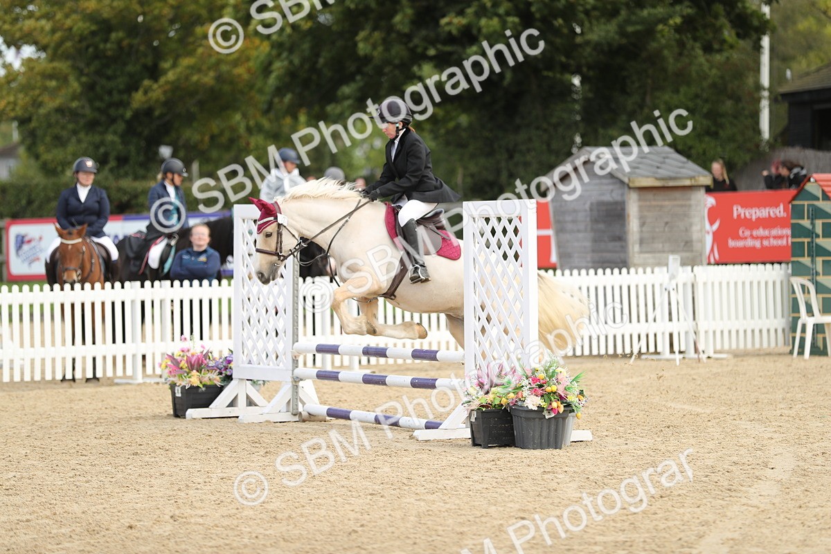 SBM_04589 - J28 - Senior Horse & Pony 60cm Championships