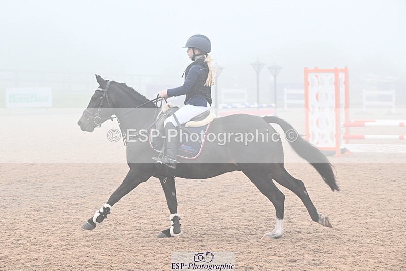 240907A-092417-00103 - Cls 1 Pony Intro 70cm