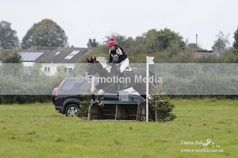  WWHT 171021 2070 - Novice Pairs (0.80m)  17/10/21
