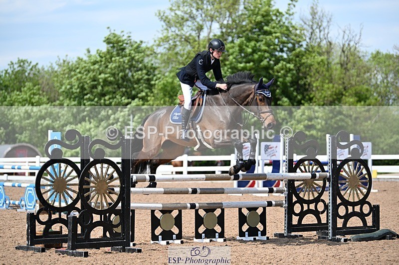260507-135445-03720 - Cls 9 1.05m Amateur Qualifier