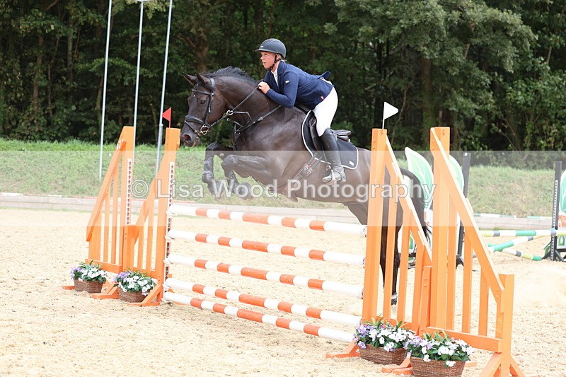 3E7A6373 - Class 8: Senior Newcomers/1.10m open