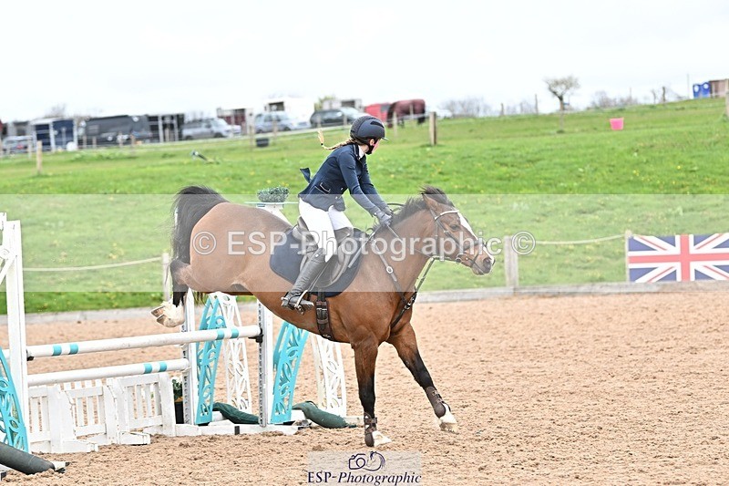 250414-112650-00526 - 90cm Round 1