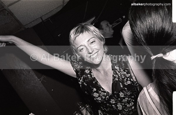 46 - Friends-&-Family @ the-roadhouse 04.09.02