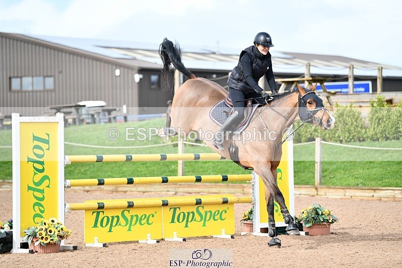 260313-123950-01556 - Cls 3 + 4 Snr Foxhunter and 1.20m Open