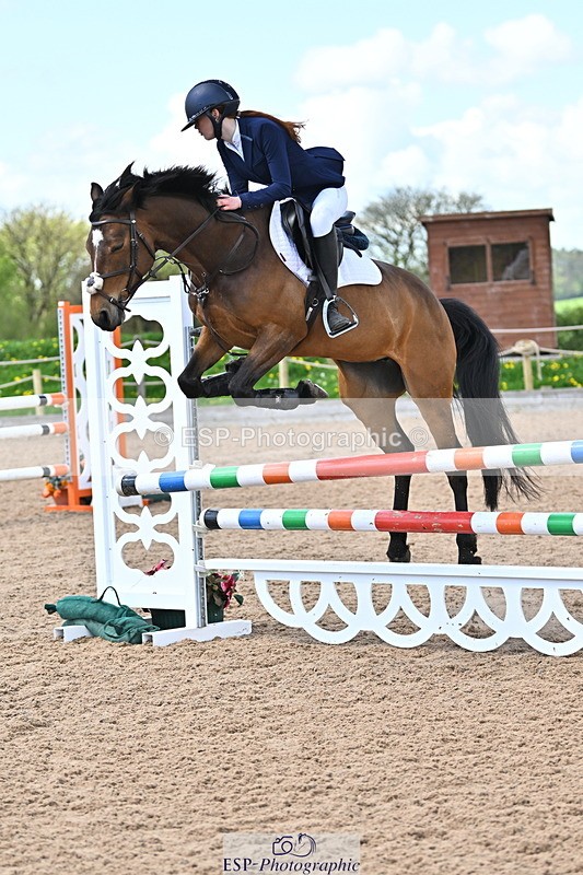 240504A-124345-01626 - Cls 4 Blue Chip Pony Newcomers & 1m Open