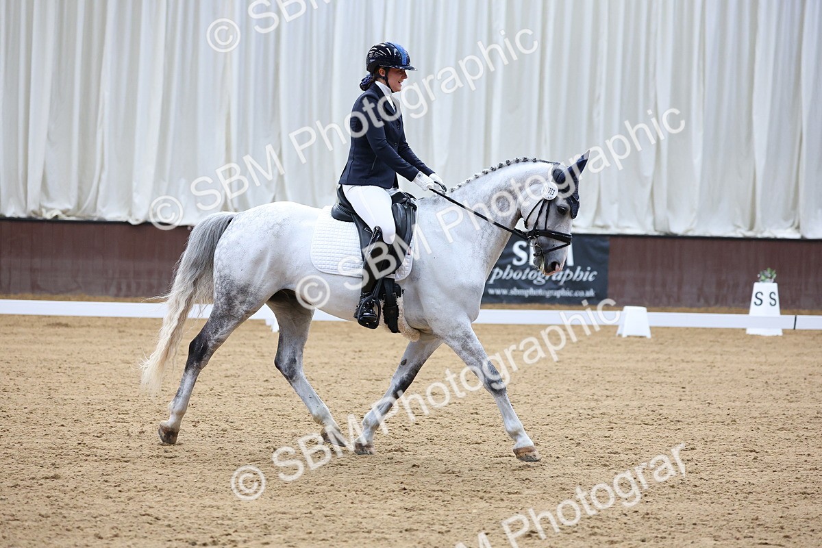 SBM_015920 - Class 15 - Novice FSM - 9.50 - 11.10