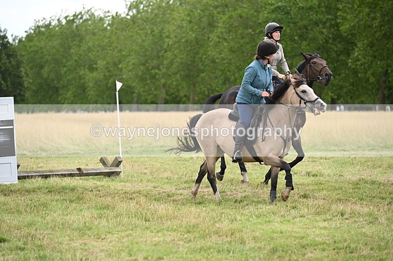 WJ6_4772 - Time at Jump 13:04 to 13:34