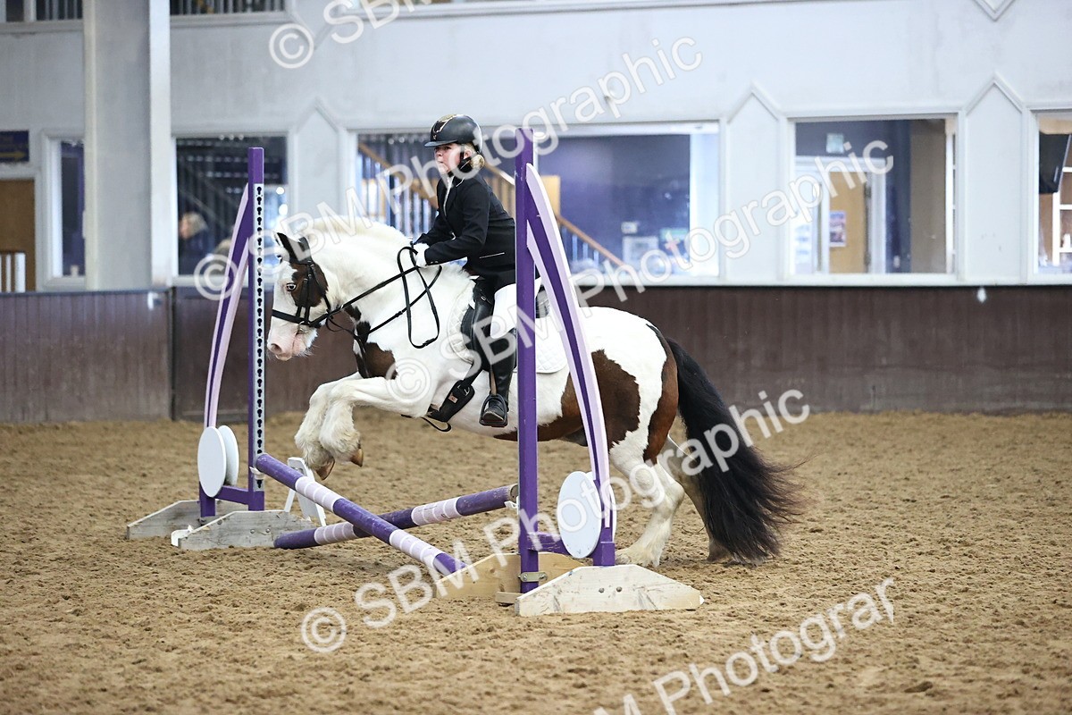 SBM_000207 - Class 2 - The Rug Lady 40cm Area 12 Championship Qualifier