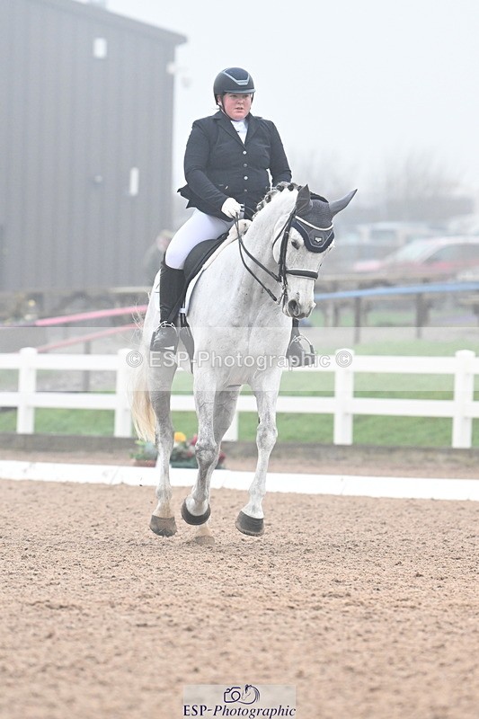 240217A-120850-02541 - 179-Sophie.Gregory-Lady.Lucydale