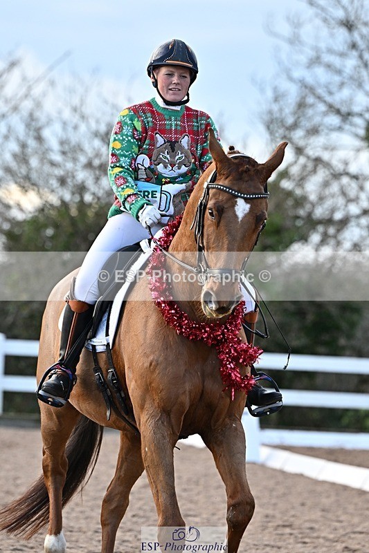 241214-150347-03077 - 137-Tyler.Bradshaw-Gijsbert