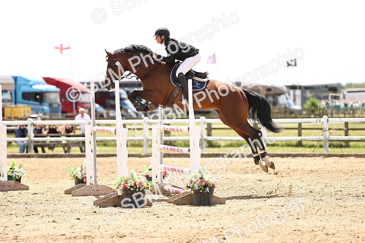 SBM_003616 - Class 22 - Senior Foxhunter 1.20m