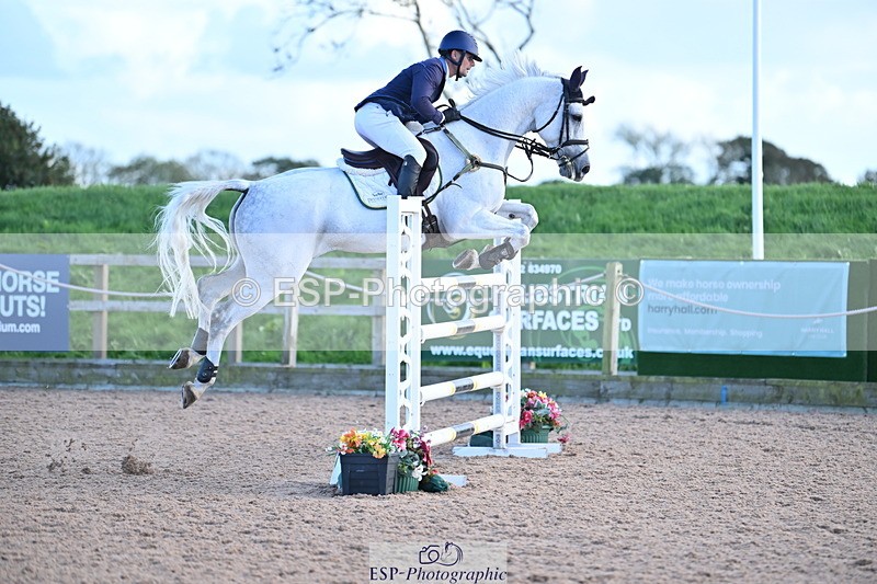 231014A-182231-06585 - Cls 21 National 1.30 & 1.40m Open