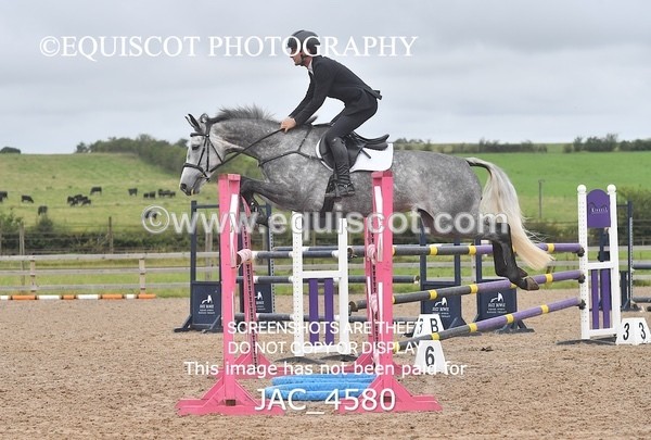 JAC_4580 - CLASS 7 Senior Foxhunter/ 1.20m Open