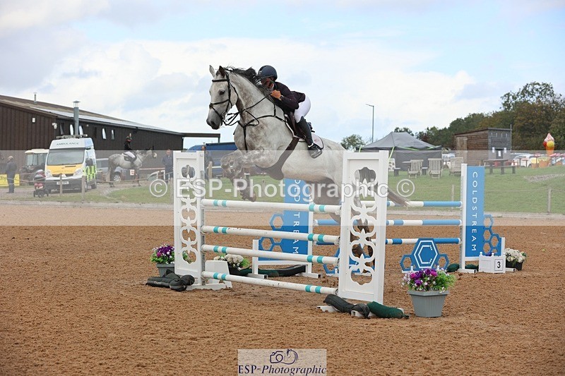 250911-120115-01306 - Cls 3 Snr Foxhunter