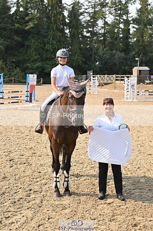 250816A-100357-00593 - Cls 2 Club 80cm