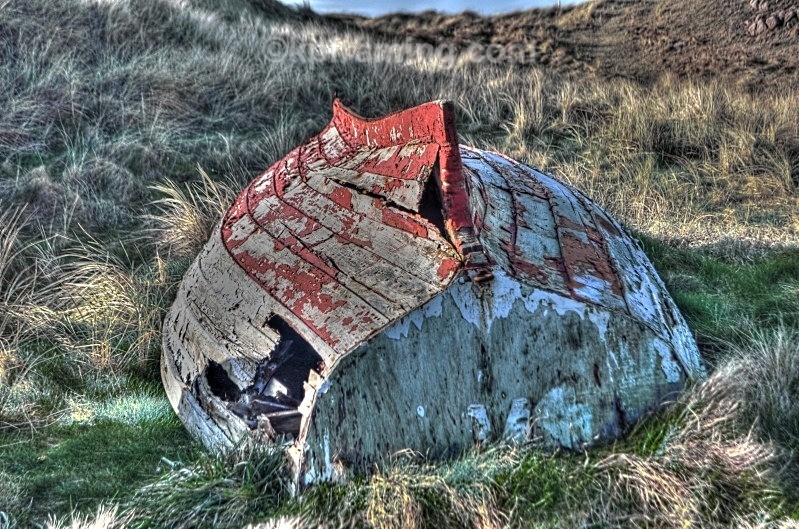 forgotten punt carricfinn - ballymanus mine disaster monument