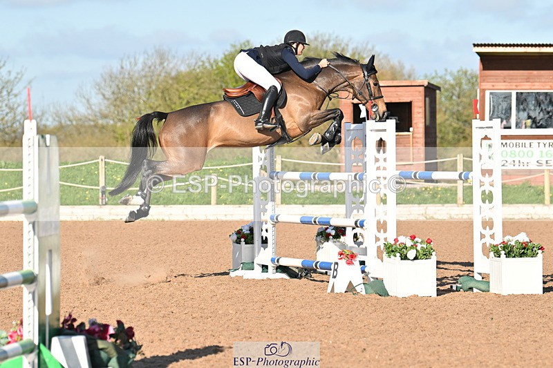 240418A-084620-01648 - Cls 21 1 Star Gold Tour 1.30m