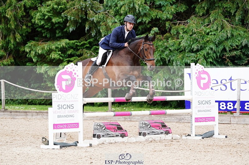 250613A-173038-04258 - Cls 14 1.05m Amateur Quali and Open