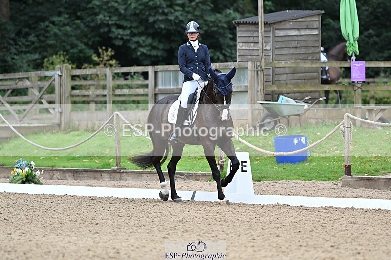 240810-101805-02631 - 195-Isobel.Goodwin-Milano.van.hof.olympia