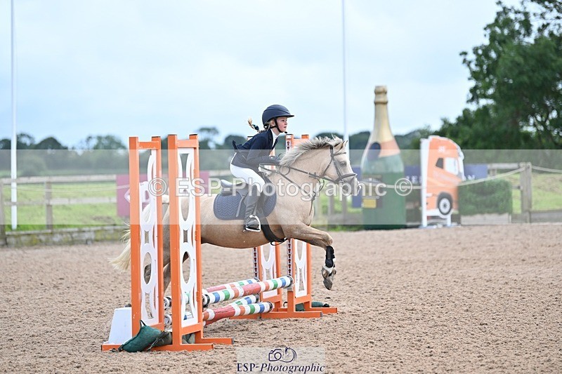 240813-150547-00018 - Clear round & 60cm