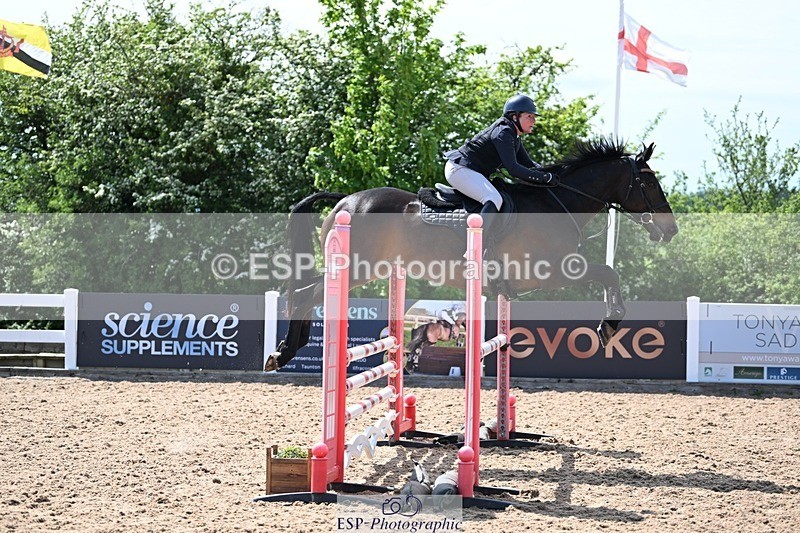 260507-134902-03663 - Cls 9 1.05m Amateur Qualifier