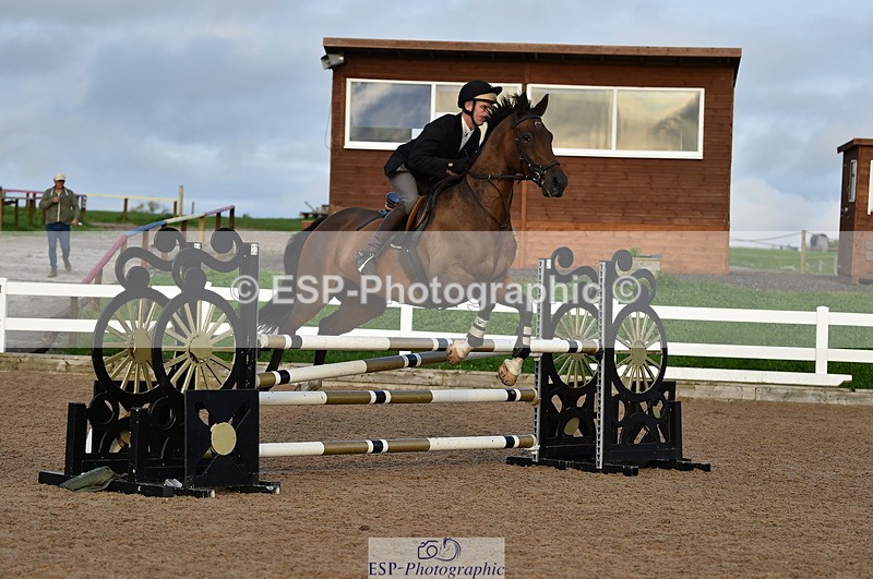 220829A-184326-00598 - 1.00m Classes