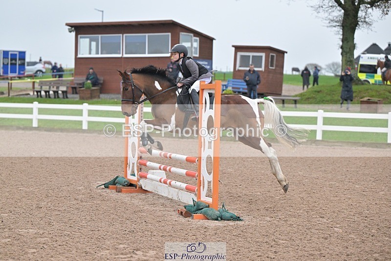 251116-104244-01143 - Cls 4 Pony British Novice and 80cm Open