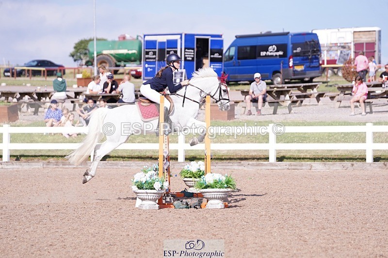 250628-174216-07309 - Cls 24 Pony Discovery & 90cm Open