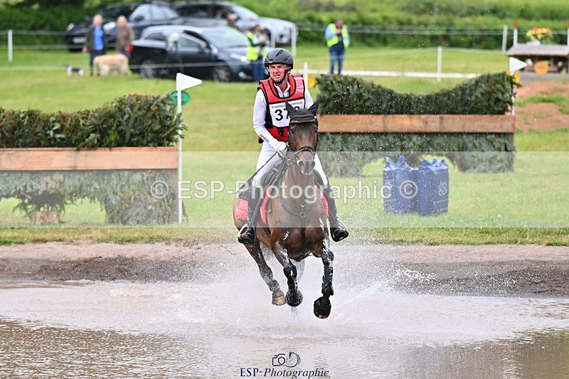 250524A-131900-10854 - B-373-Ben.Lee.Liles-FINCH.FANCY