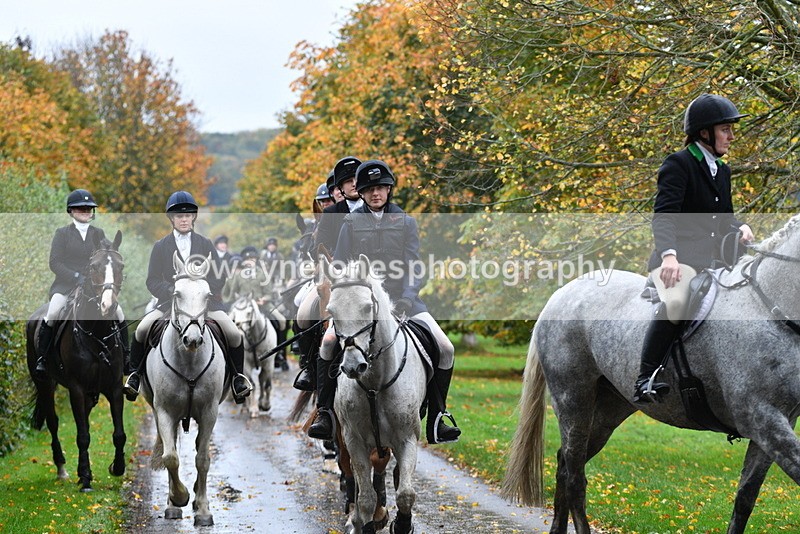 WJ5_6255 - B&B walk back for Hunt Tea !