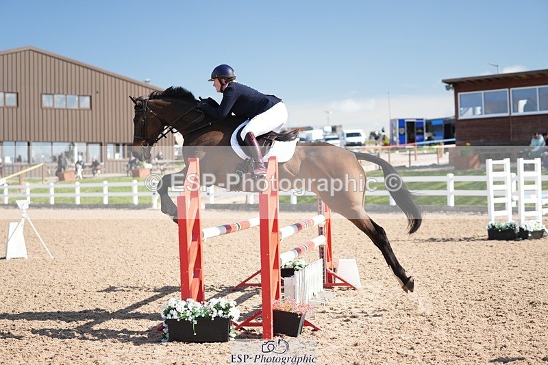 250329-101942-03594 - Cls 20 British Novice and 90cm