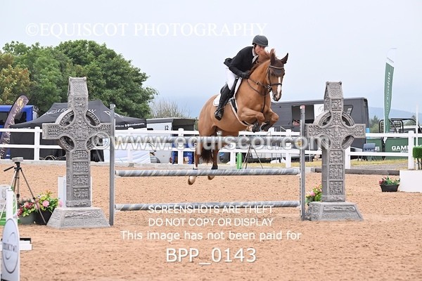 BPP_0143 - CLASS 25 SUN HOYS Redpost Equestrian Senior Foxhunter Second Round