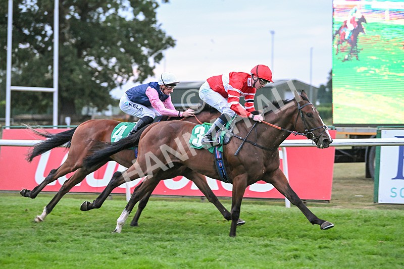 150825-Race 6-Made All-3158 - Race 6