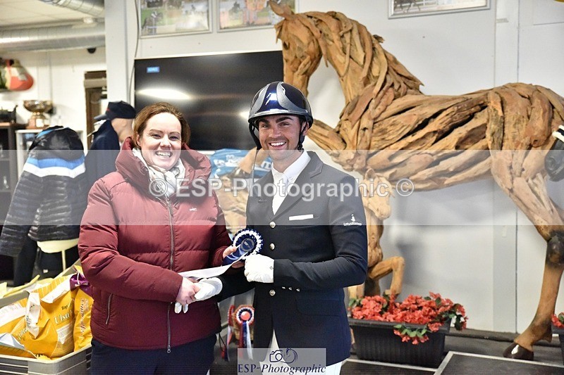 250216-144430-06125 - Elementary Gold Presentations