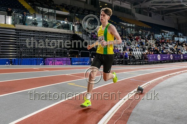 AgeInd25SAT-922321 - Track Male