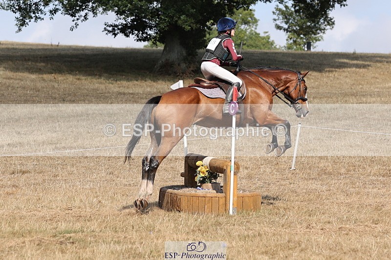 250824A-155013-39618 - 2173-Esmae.Leonard-Red