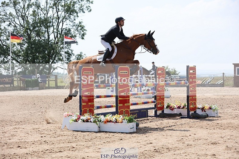 250725-143903-03385 - Cls 3 Snr Foxhunter