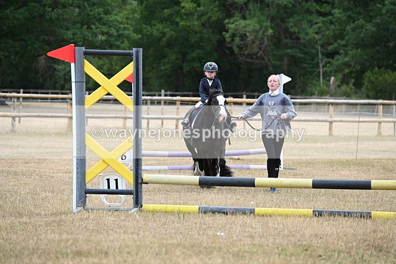 WJ6_9579 - Class 12 Minimus Jumping 45cm